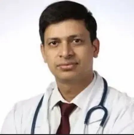 Dr Akhil Kapoor, DM Medical Oncology